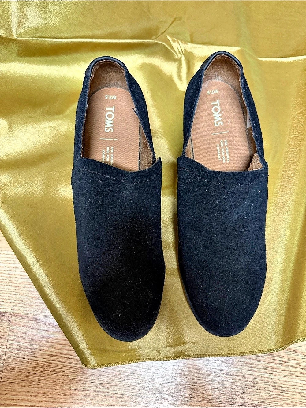TOMS Black Slip-On Flats